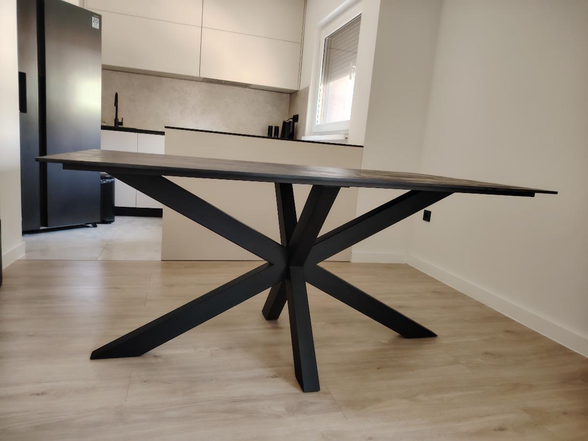 Ručna izrada Cross X dizajna - premium čelične noge za stolove Trevian